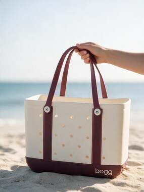 Bogg Bag Unisex Tote Bag  White & Burgundy XL 19 x 15 x 9.5 New W/Minor Defects